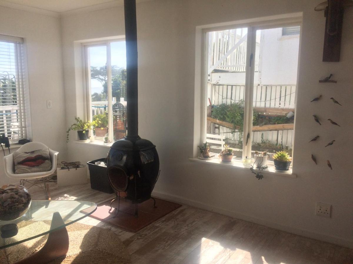 Rustic Beach House 300 Steps From The Ocean เคปทาวน์ ภายนอก รูปภาพ